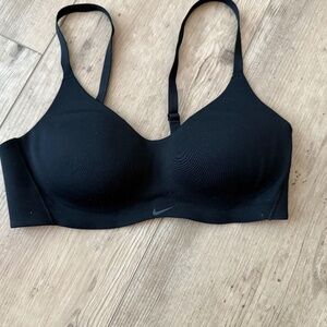 Nike Alate Minimalist Bra
